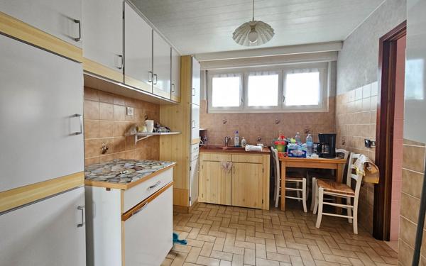 Appartement à vendre    5 pièces • 80 m2 Talange