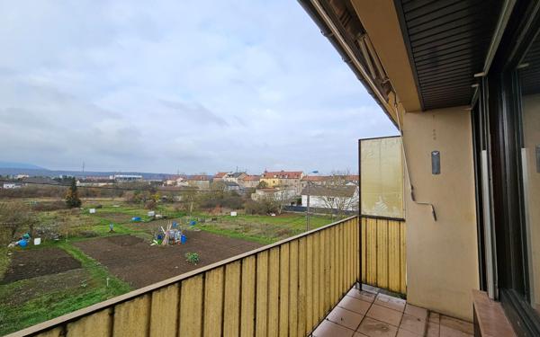 Appartement à vendre    5 pièces • 80 m2 Talange