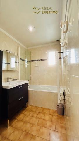 Pennes-Mirabeau (13170) Charmante Villa avec Vue Dominante, Jardin et Piscine au Pennes-Mirabeau