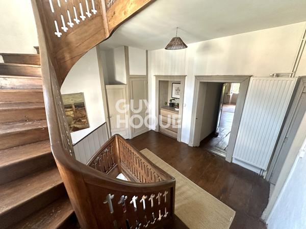 Propriété de caractère à vendre de 8 pièces de 275 m²