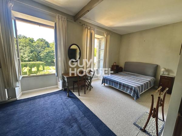 Propriété de caractère à vendre de 8 pièces de 275 m²