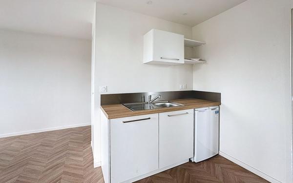 Appartement à louer    1 pièce • 32 m2 Valuéjols