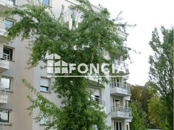 Location Appartement 4 pièces 89.5 m² - 110 RUE DU CHEVALIER FRANCAIS Lille 59000