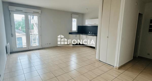 Location Appartement 2 pièces 43.22 m² - Savigny-sur-orge 91600