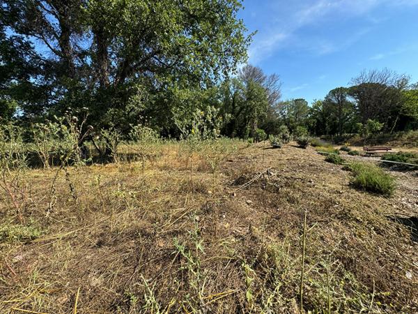 Achat terrain Tourrettes - 1500 m² - 231 000 €