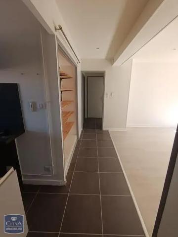 Appartement à louer 3 pièces 57m² Dijon (21000)