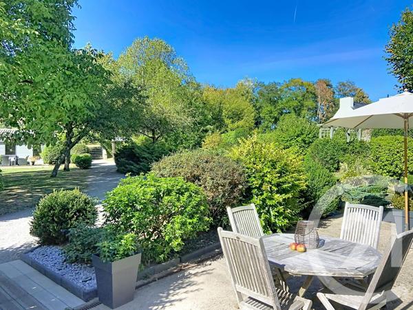 Maison à vendre  8 pièces - 237,40 m 2   ST MALO  - 35