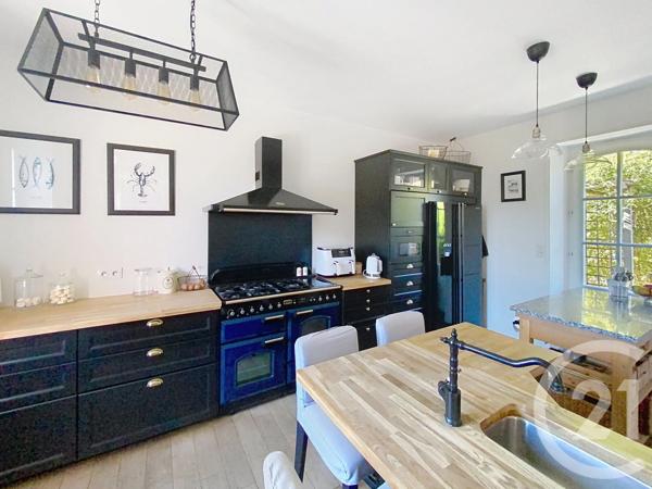 Maison à vendre  8 pièces - 237,40 m 2   ST MALO  - 35