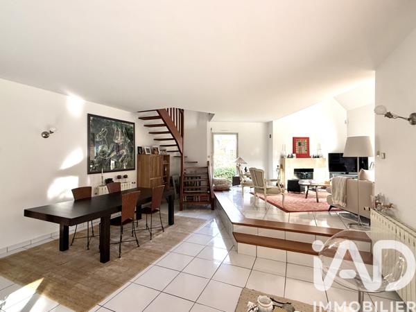 Maison à vendre 8 pièces 194 m² Jouy-en-Josas