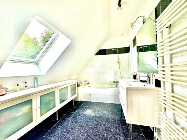Maison à vendre 8 pièces 194 m² Jouy-en-Josas