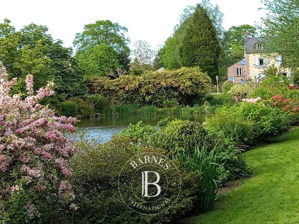 Sainte-Gauburge-Sainte-Colombe, Maison 4 Chambres -  220 m² à vendre