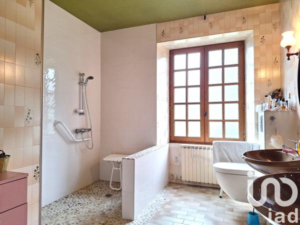 Maison à vendre 9 pièces 257 m² Arpajon-sur-Cère