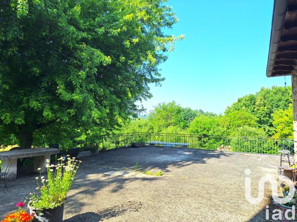 Maison à vendre 9 pièces 257 m² Arpajon-sur-Cère