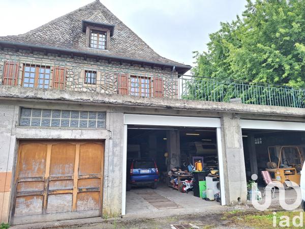 Maison à vendre 9 pièces 257 m² Arpajon-sur-Cère