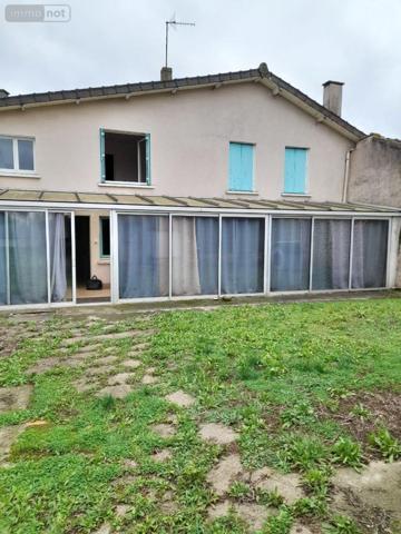 Maison à vendre à Guesnes dans la Vienne (86420), ref : 86056/4