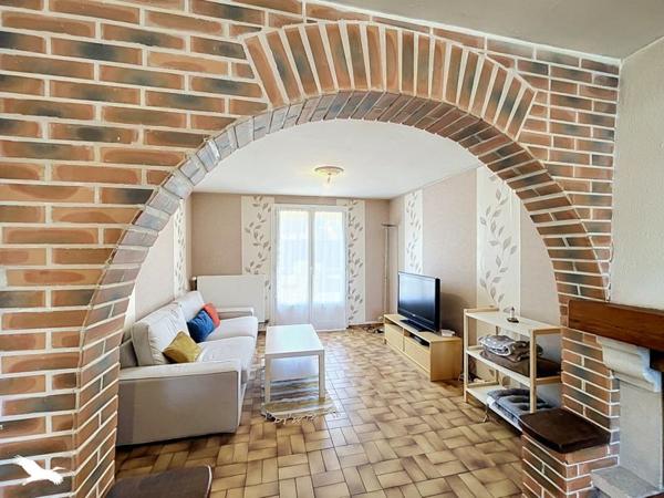 Maison à vendre 301 815 € Joué-lès-Tours 7 p 117 m² DPE D