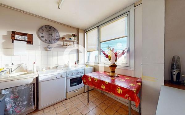 Appartement à vendre    4 pièces • 63 m2 Bron
