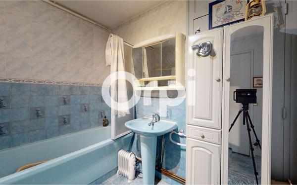 Appartement à vendre    4 pièces • 63 m2 Bron