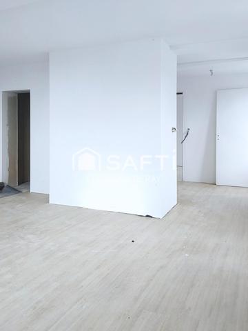 Maison de ville d'environ 200 m2- Fort potentiel à Oisemont