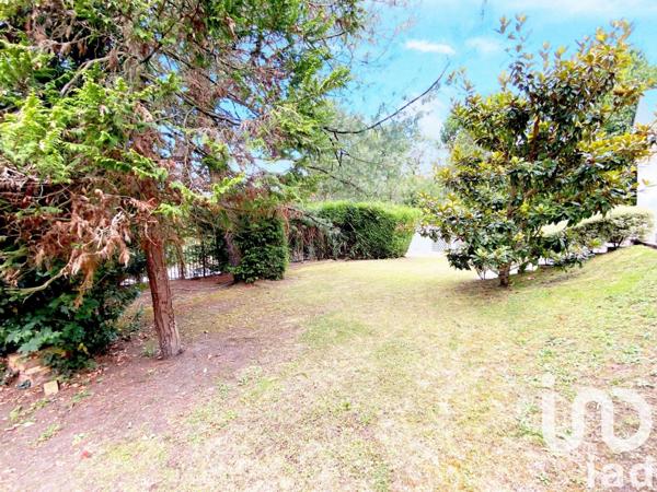 Maison à vendre 7 pièces 216 m² La Celle-Saint-Cloud