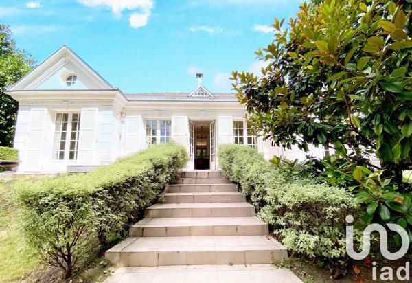 Maison à vendre 7 pièces 216 m² La Celle-Saint-Cloud