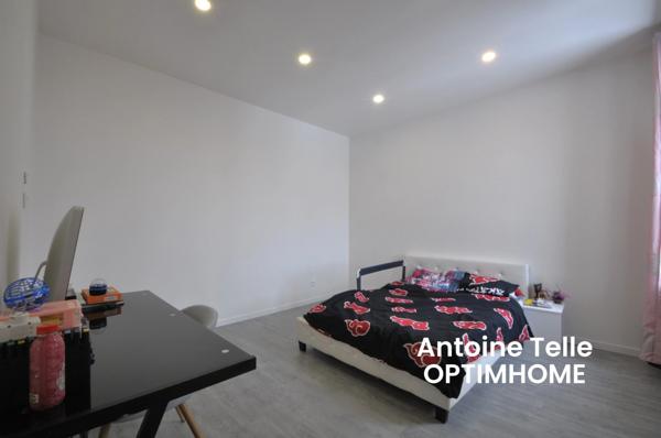 Exclusivité - Le Cateau - Maison de ville rénovée - 2 chambres, grenier aménageable, terrasse & jardin clos. Posez vos meubles !