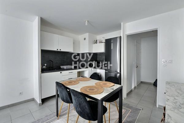 SAINT-FONS (69190) - Appartement T3 de 54 m²,  double exposition, avec balcon & garage