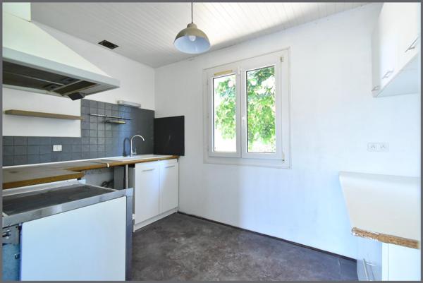 Maison de plain-pied avec garage