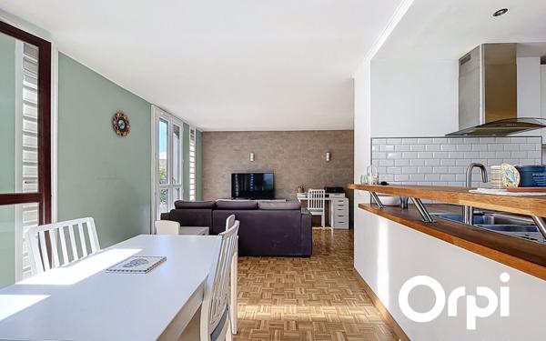 Appartement à vendre    3 pièces • 72,49 m2 Villeurbanne