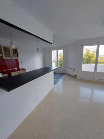 Location - Appartement Reims 51100 4 pièces 74 m 2