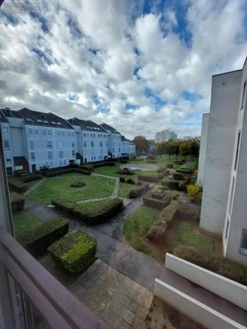 Location - Appartement Reims 51100 4 pièces 74 m 2
