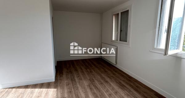 Location Studio 33.31 m² - Le Plessis-trévise 94420