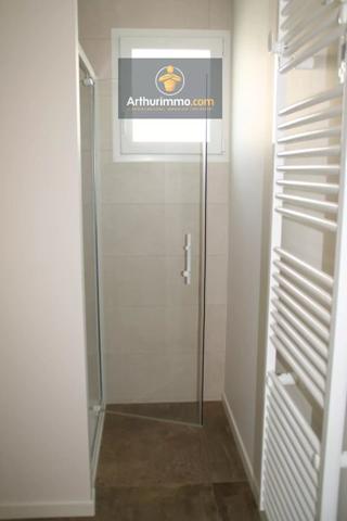 Location                                                      Maison
                        
                     3 pièces                      70 m2                     à La Croix-Helléan