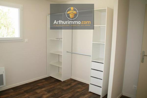 Location                                                      Maison
                        
                     3 pièces                      70 m2                     à La Croix-Helléan
