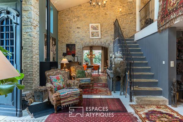 Maison d’artiste en pierre avec piscine dans ancienne minoterie réinventée