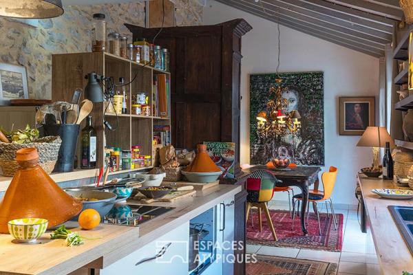 Maison d’artiste en pierre avec piscine dans ancienne minoterie réinventée