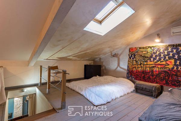 Maison d’artiste en pierre avec piscine dans ancienne minoterie réinventée