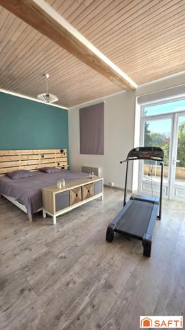 Superbe longère T6 de 163m², habitable de plain pied, sur un parc de 1884m²