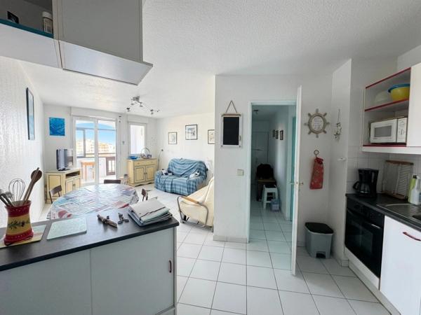 COUP DE CŒUR FACE À LA MARINA – T3 AVEC TERRASSE & LOGGIA À CANET