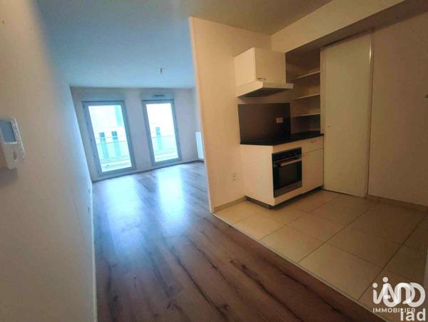 Location appartement 2 pièces 44 m² Antony