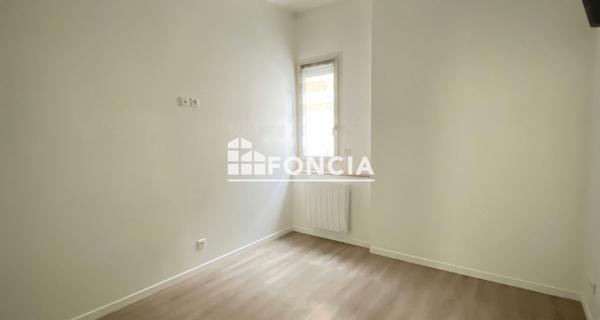 Location Appartement 2 pièces 46.22 m² - Clamart 92140