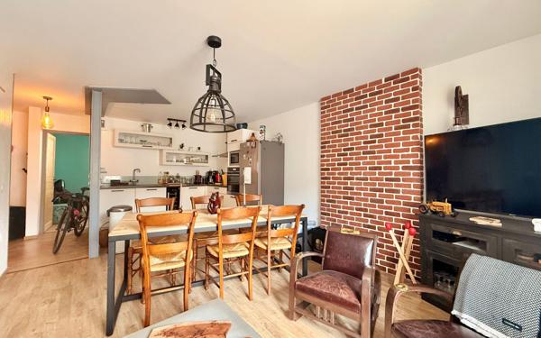 Appartement à vendre    3 pièces •  Longeault