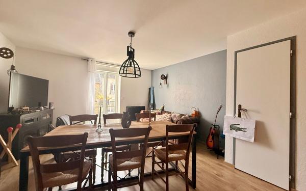 Appartement à vendre    3 pièces •  Longeault