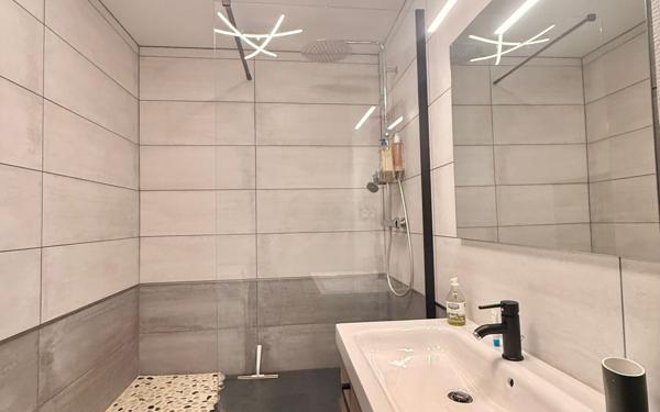 Appartement à vendre    3 pièces •  Longeault