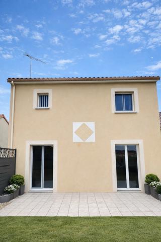 Maison 3 chambres, jardin, et garage