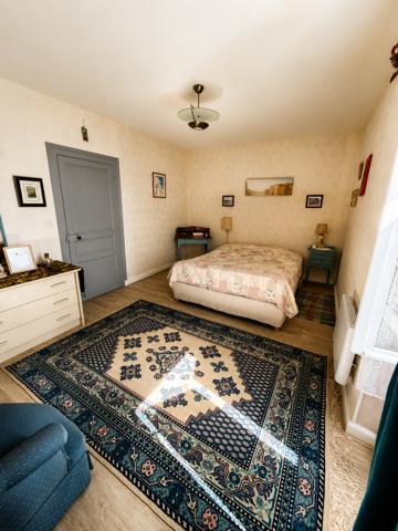 Maison
         6 pièces
        - 180 m² Exclusivité 247 000 € *