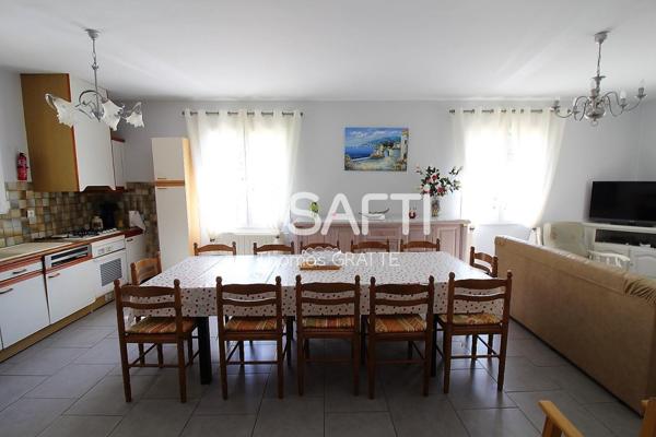 Sarlat, vaste pavillon sur sous sol avec studio indépendant