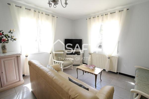 Sarlat, vaste pavillon sur sous sol avec studio indépendant