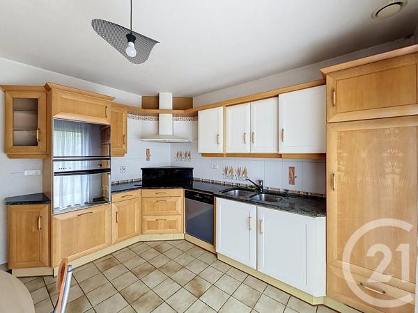 Maison à vendre  5 pièces - 142 m 2   LANNION  - 22