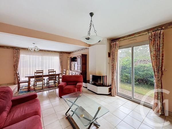 Maison à vendre  5 pièces - 142 m 2   LANNION  - 22